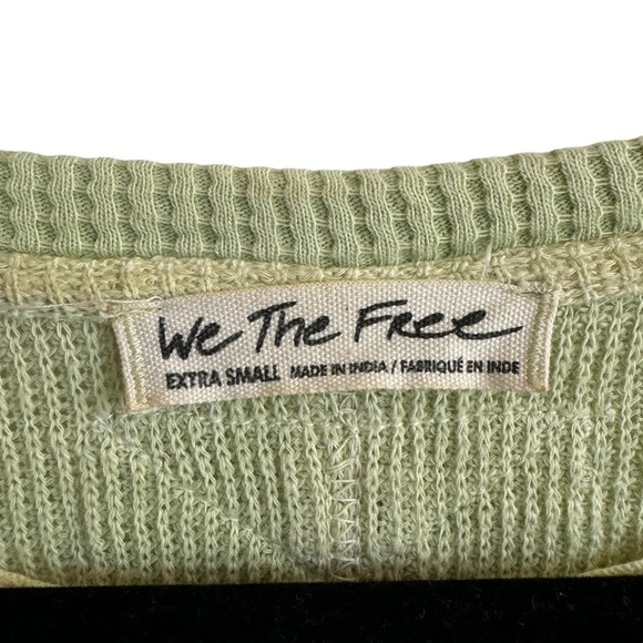 We the Free Green V-Neck Thermal Top, Size XS - Picture 4 of 6